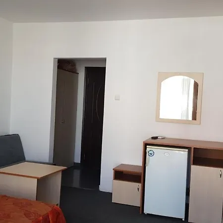 Dora Guest house