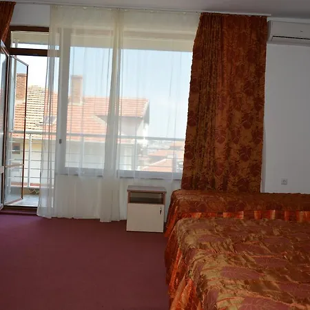 Dora Guest house